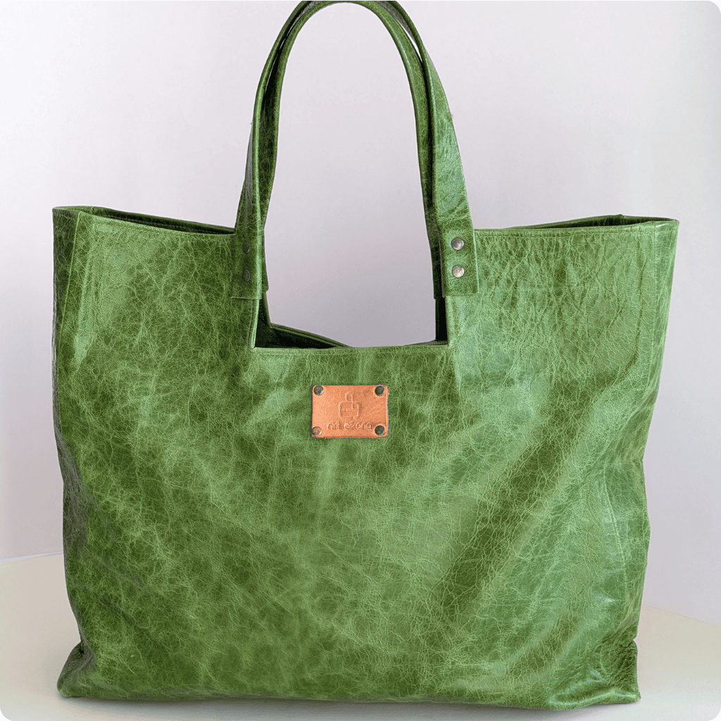 תיק עור ירוק ללפטופ נירית אלקנה